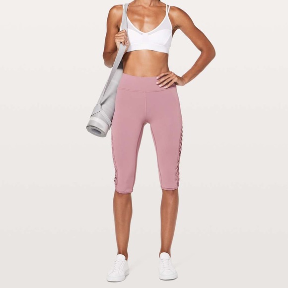 Lululemon Love Knot Crop *15" Figue Luxtreme Pink - Picture 4 of 14